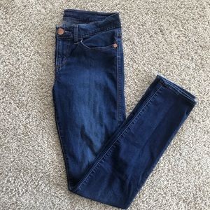 Rock and Republic Dark wash denim jeans